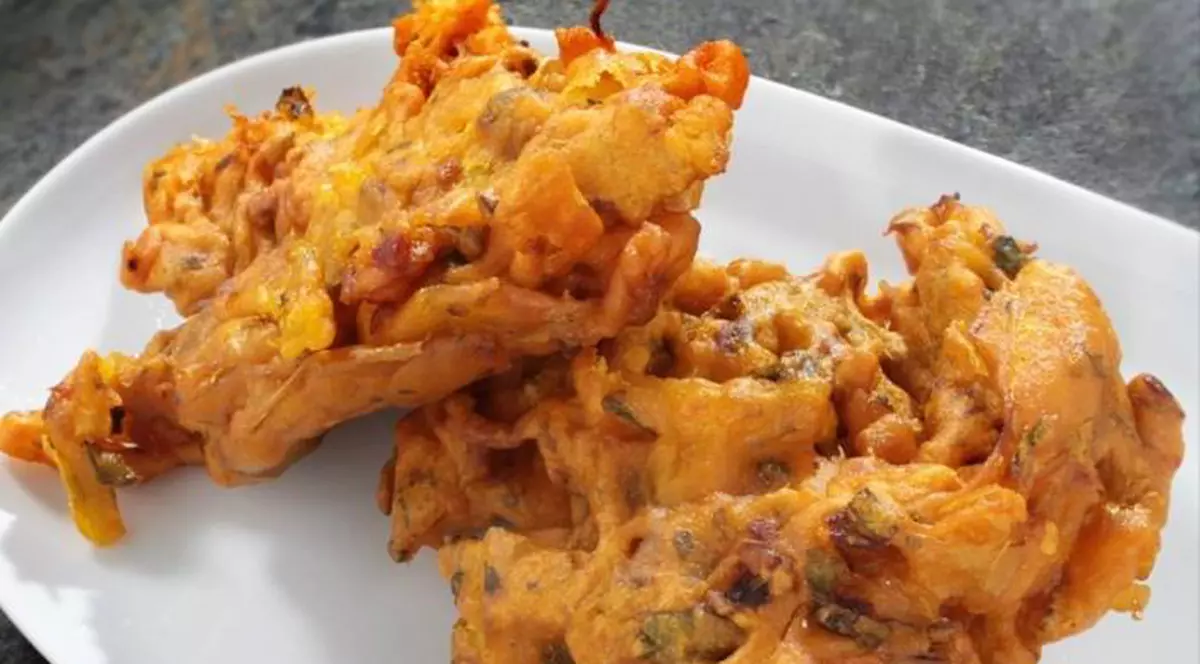 Onion bhaji – chifteluțe indiene cu ceapă