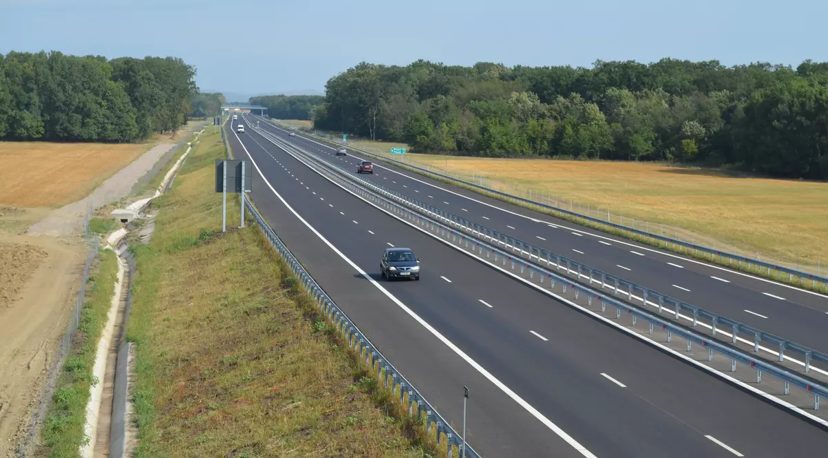 Lucrări pe Autostrada Bucureşti-Piteşti