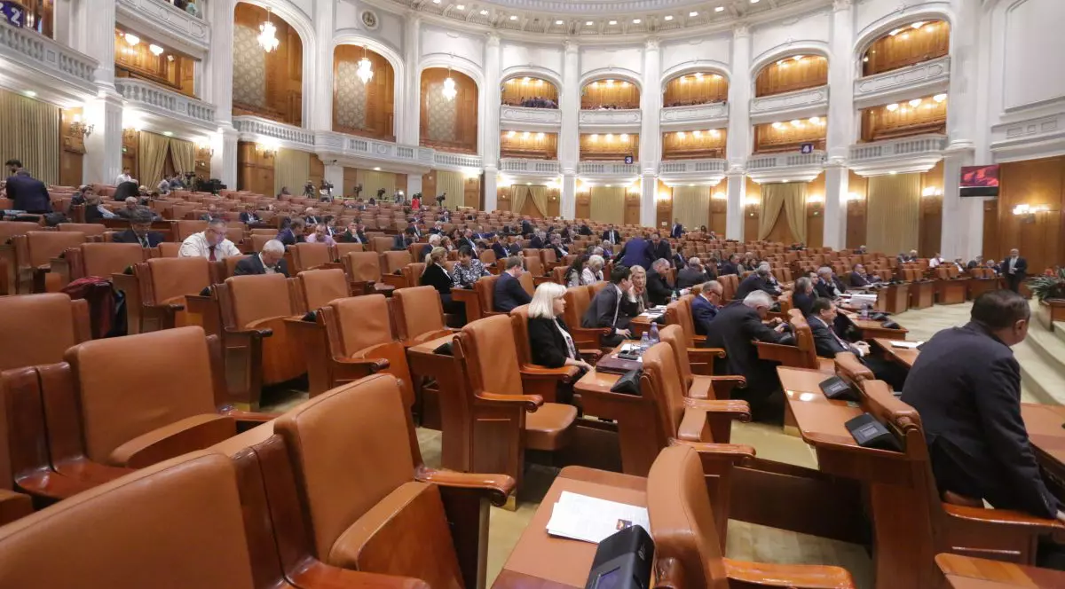 PNL spune că AEP nu va mai putea confisca banii obținuți ilegal de partide