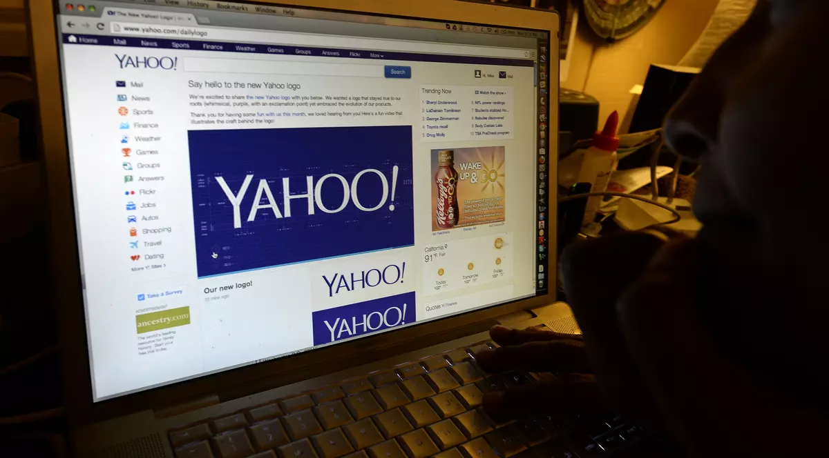 Toate cele trei miliarde de conturi Yahoo au fost sparte de hackeri în 2013