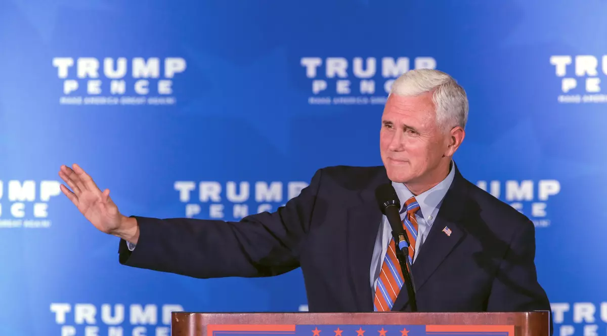 Mike Pence a fost implicat într-un accident