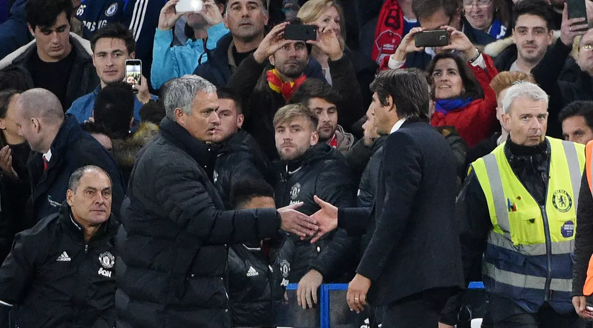 Mourinho i-a reproșat lui Conte modul în care s-a bucurat: ”Nu mai face așa! Asta se poate la 1-0, nu la 4-0!”