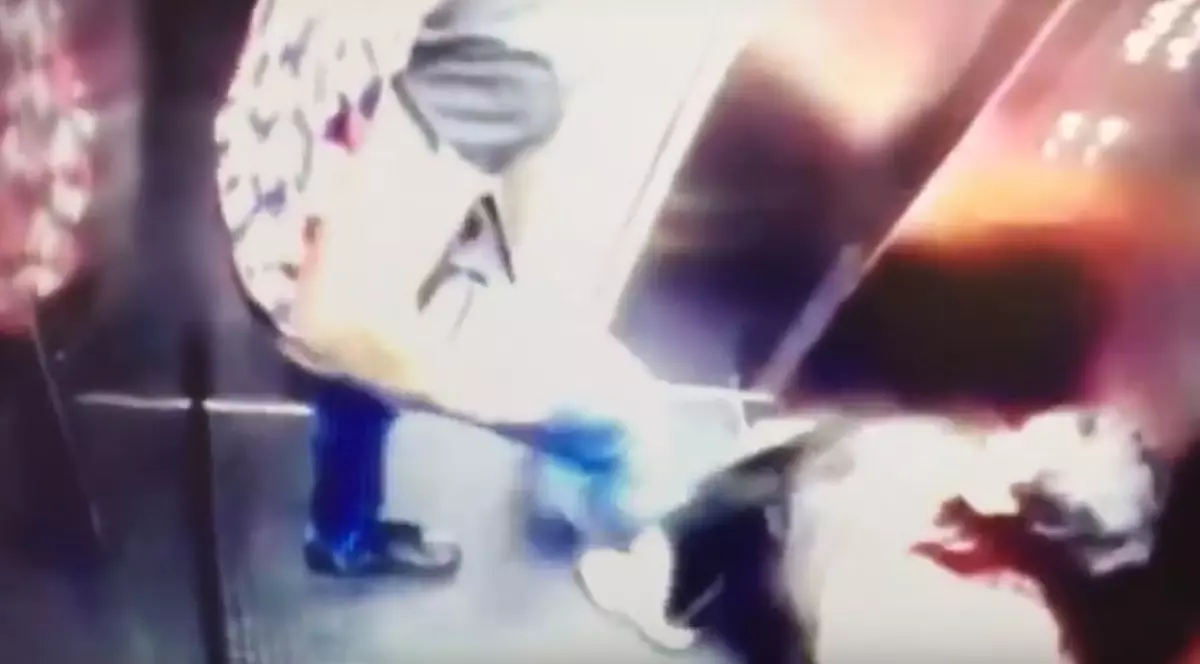 Hanyer Mosquera și-a lovit soția și cu piciorul, când aceasta era căzută