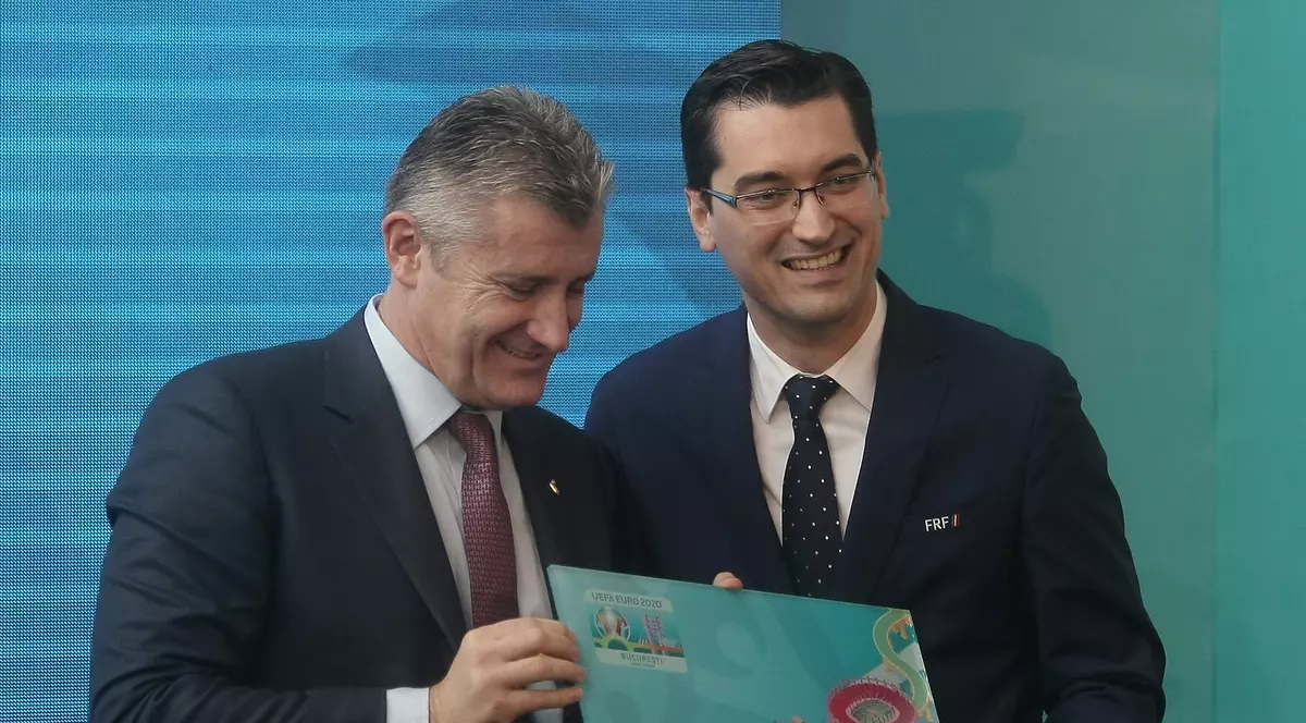 Davor Suker, stânga, și Răzvan Burleanu, dreapta, fotbalistul și „corporatistul”