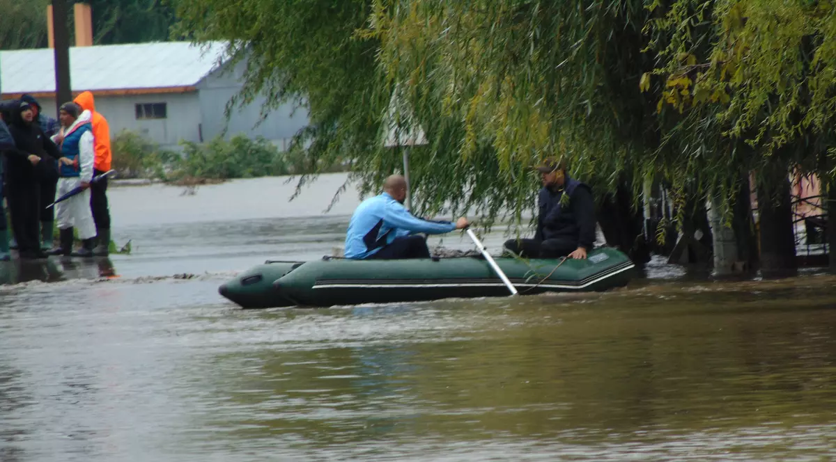 Cod portocaliu și cod galben de inundații în Vaslui
