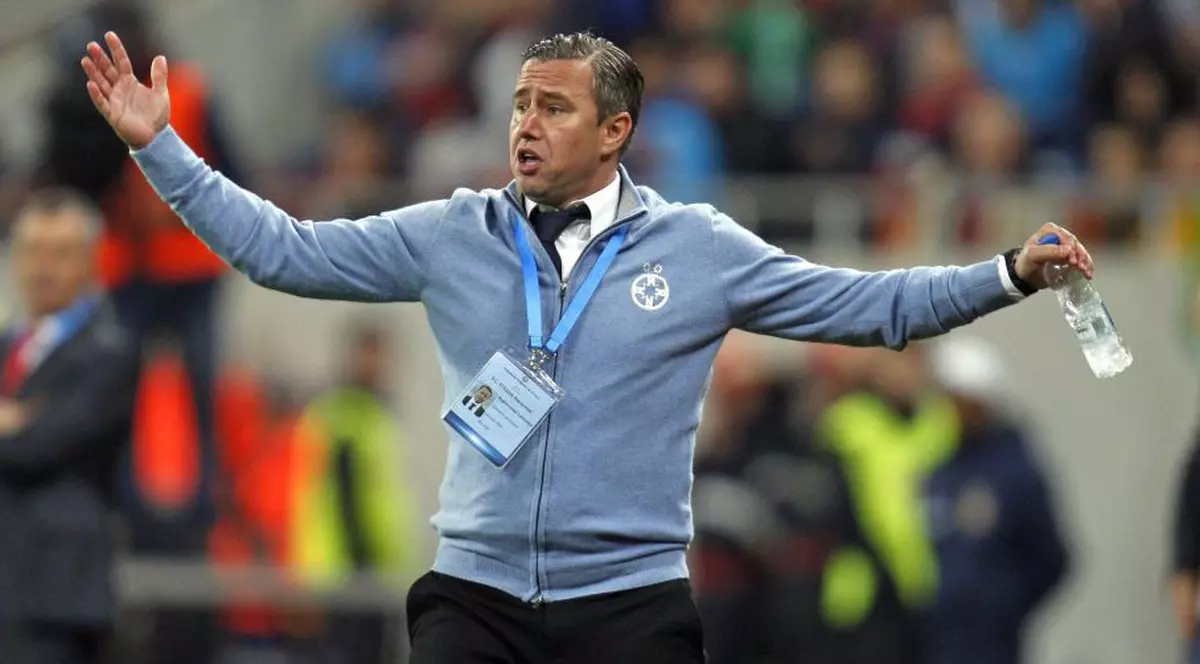 Laurențiu Reghecampf vrea psihologi la echipă