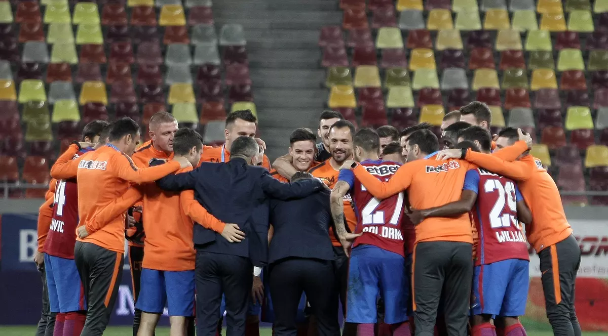 Reghe vrea să dea afară mulți dintre actualii elevi