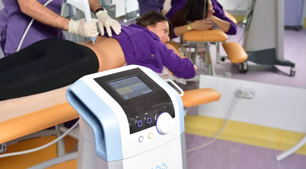 Cum evităm durerile de spate la serviciu și acasă