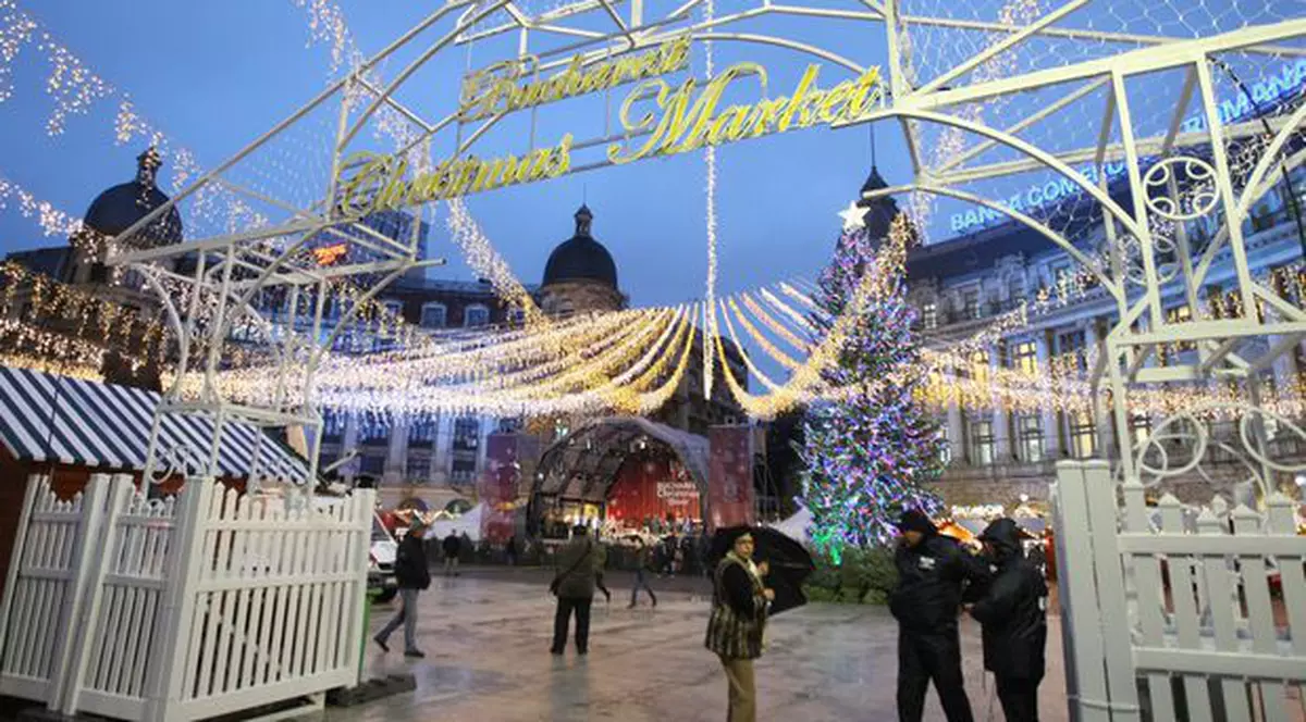 Târgul de Crăciun București 2017 din Piața Constituției