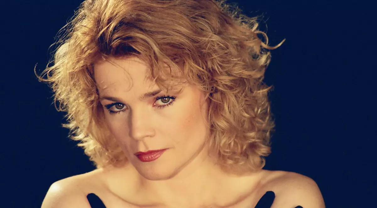 Marina Florea cântă la "Te cunosc de undeva". Incredibil cum arată la 54 de ani