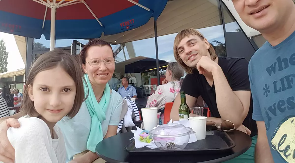 Bunica fetiței lui Mihai Onilă aruncă bomba după moartea micuței. De ce vor să o incinereze