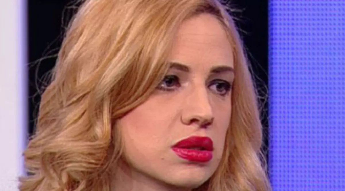 Iulia de la Abracadabra trăiește o dramă. Mama ei are nevoie de sânge