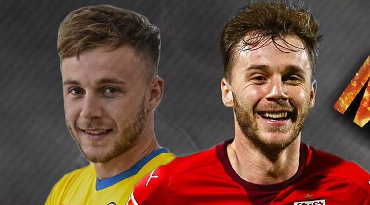 Alexandru Maxim, în dublă ipostază. În primplan cu tricoul lui Vfb Stuttgart și în plan secund cu cel al naționalei României