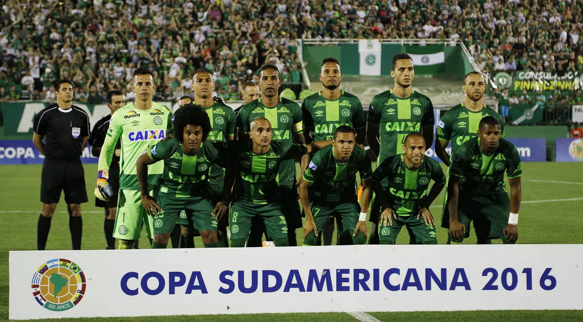 Avion prăbușit în Columbia. Trei zile de doliu în Brazilia, în urma tragediei cu cel puțin 76 de morți