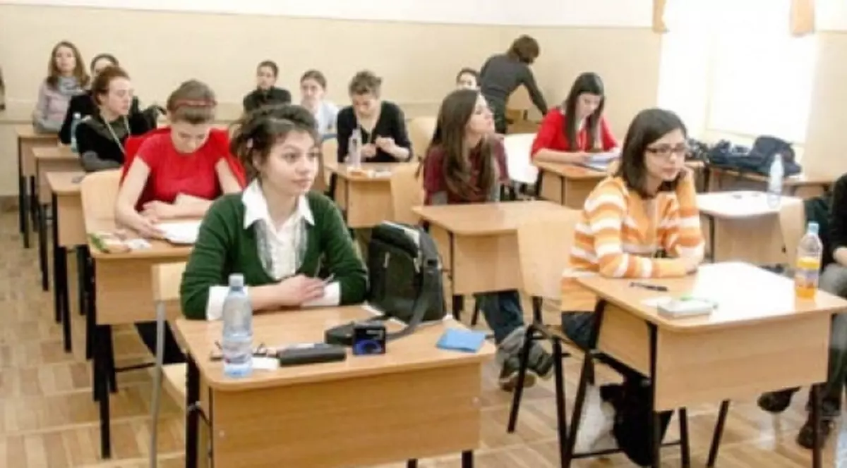 Desfășurarea probelor de competențe lingvistice și digitale este legală