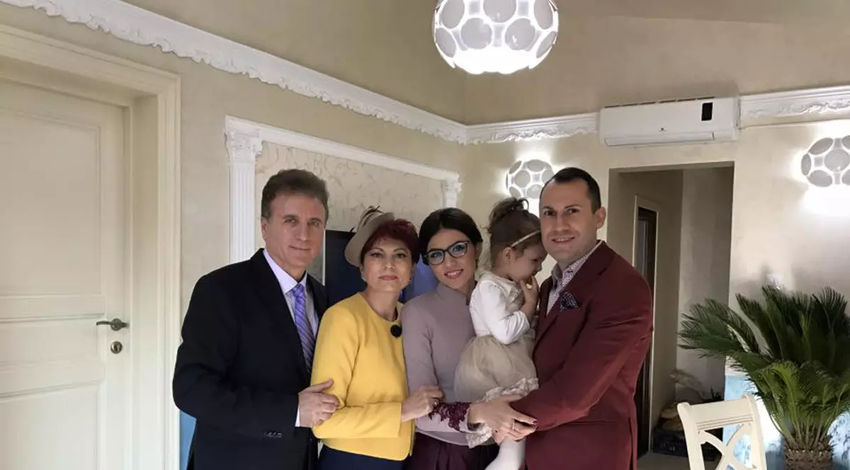 Sărbătoare mare în familia cântăreţului Constantin Enceanu! Și-a botezat cel de-al doilea nepot