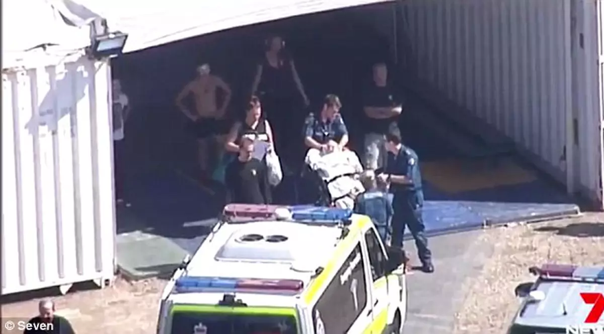 O fostă gimnastă a căzut de la cinci metri in timpul unui show Cirque du Soleil.