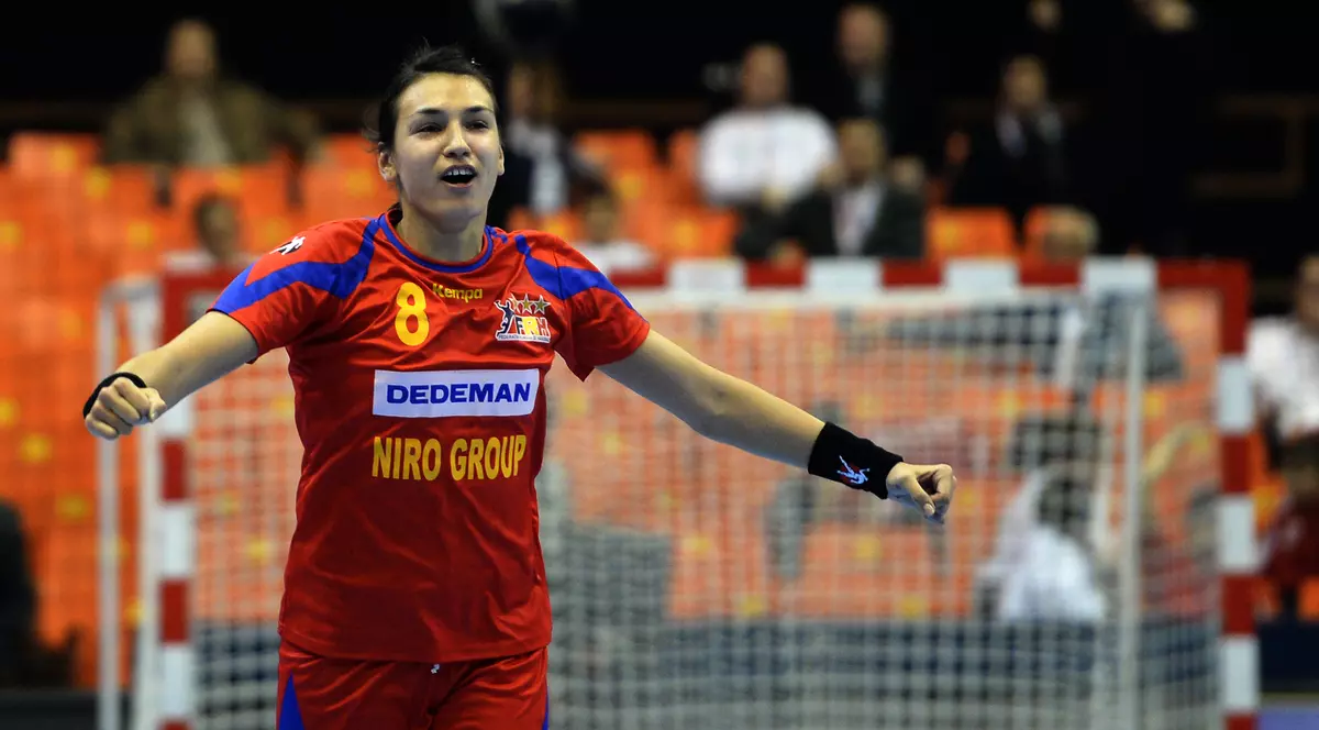 Cele mai mari salarii din sportul românesc. Handbalista Cristina Neagu a plonjat direct pe primul loc