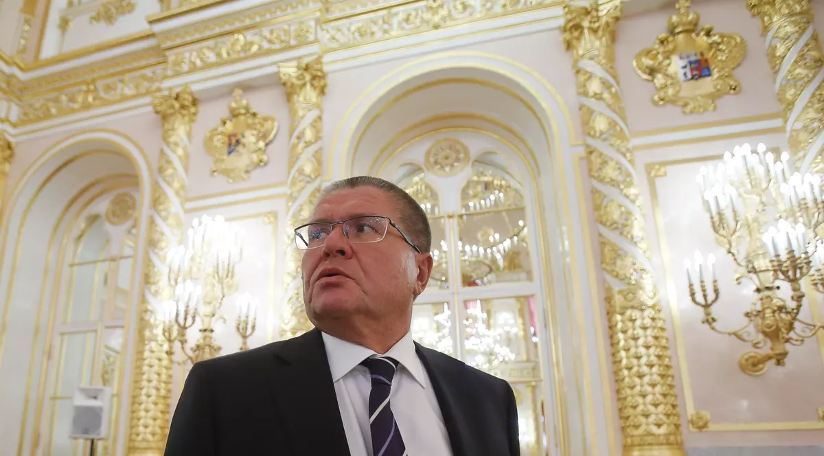 Ministrul rus al Economiei, inculpat pentru luare de mită. Ar fi primit peste 2 milioane de dolari