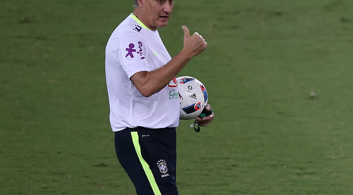 Tite i-a înnebunit pe brazilieni. Selecționerul a făcut un gest care înseamnă mai mult decât 5 victorii