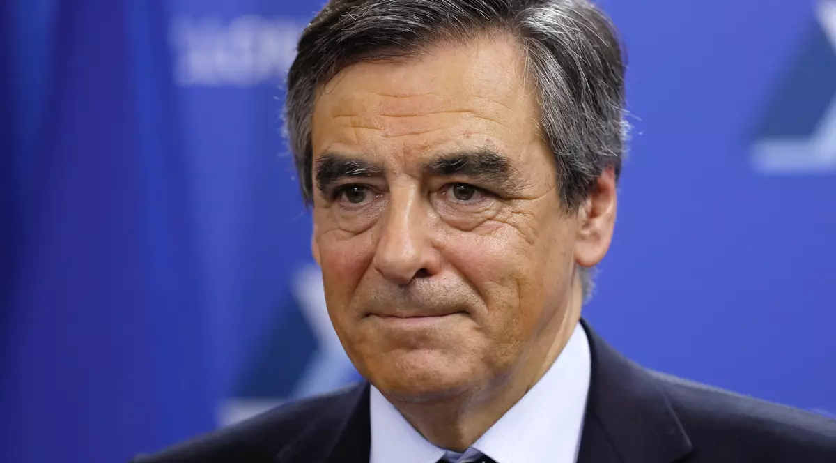 Francois Fillon alegeri franta