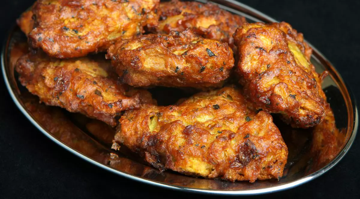 Onion bhaji – chifteluțe indiene cu ceapă