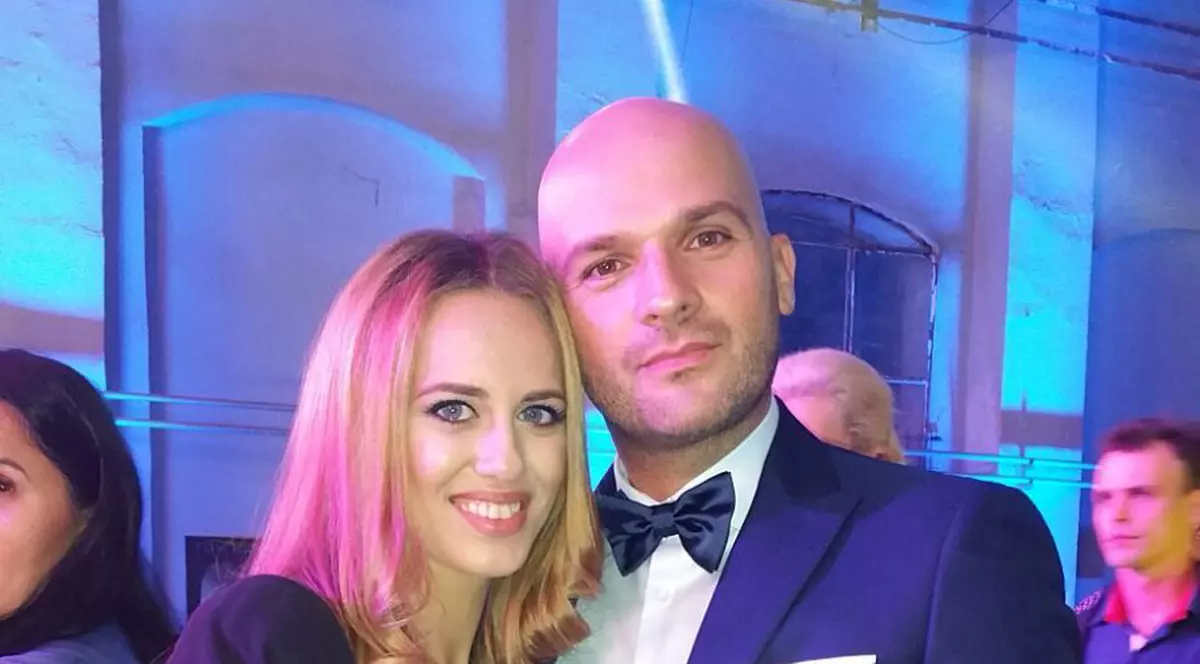 (P) Andrei Ștefănescu... de la trening la smoking