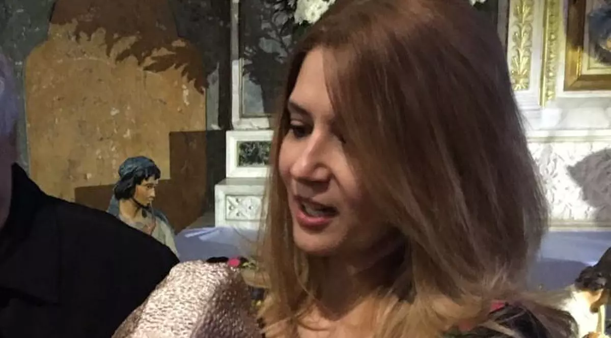 Amalia Enache și-a botezat fetița de Crăciun. Prima imagine cu Alma