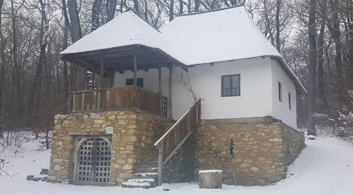Casa de pe bancnota de 10 lei atrage mii de turiști. Poate fi vizitată în Sibiu