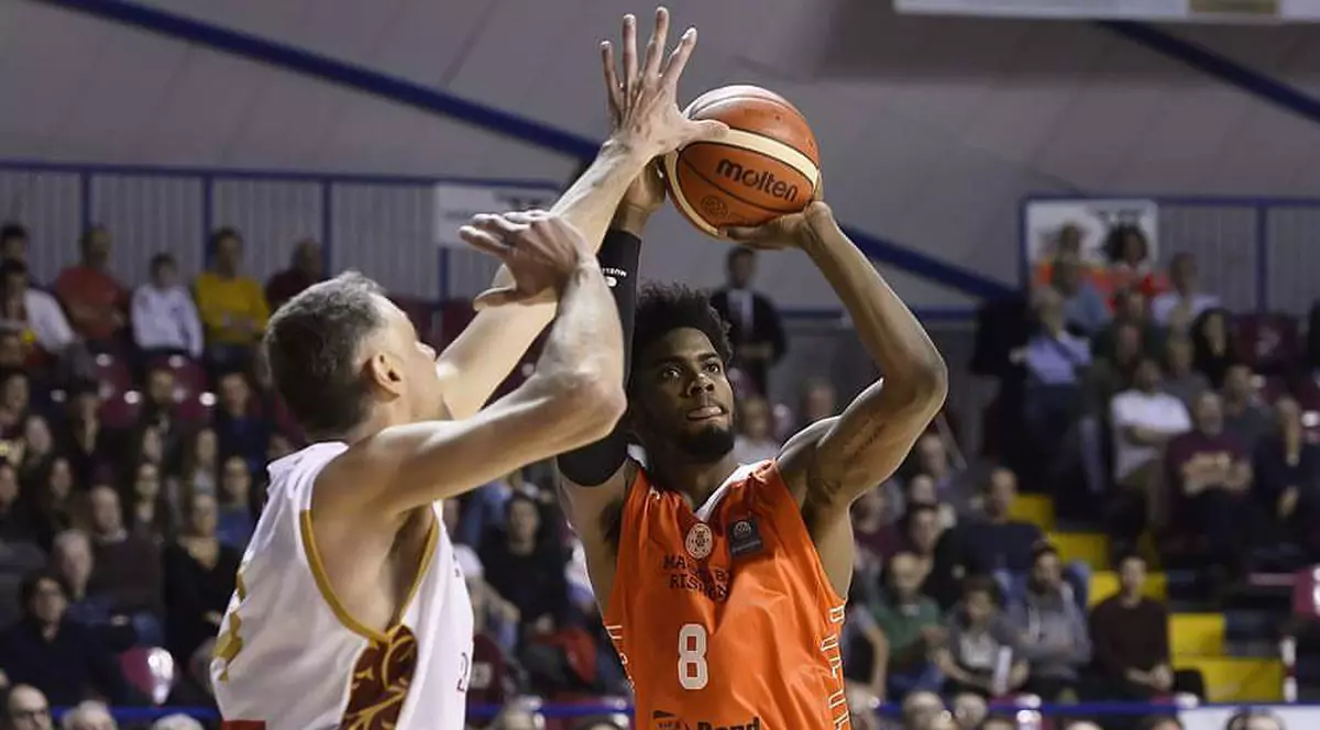 CSM Oradea a învins pe Maccabi Rishon Lezion. Shawn Dawson, de la israelieni: ”Au echipă bună”
