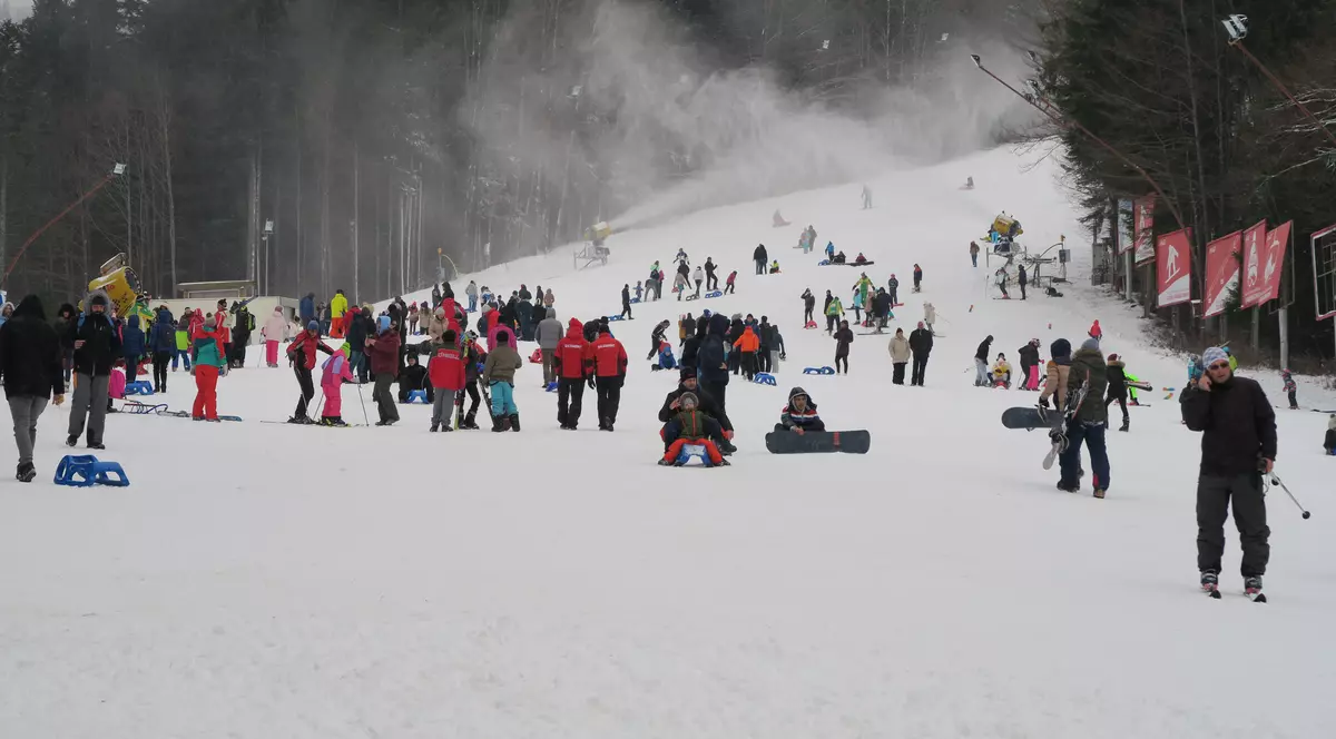 Se termină minivacanţa românilor pe Valea Prahovei / GALERIE FOTO