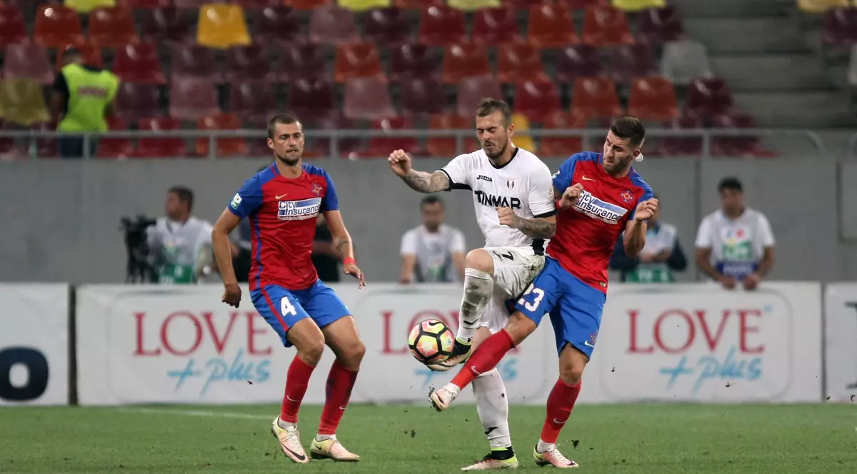 Denis Alibec este viitorul golgheter al Stelei: "Stă acolo şi face ceva!"