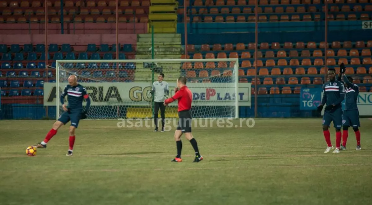 Mesajul sindicatului fotbaliștilor din România pentru jucătorii Pandurilor: ”Merită felicitați că au ieșit de pe teren”