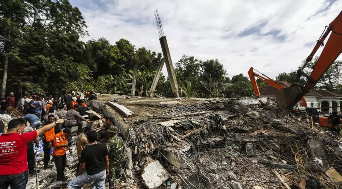 Cutremur în Indonezia cu magnitudinea 6,4