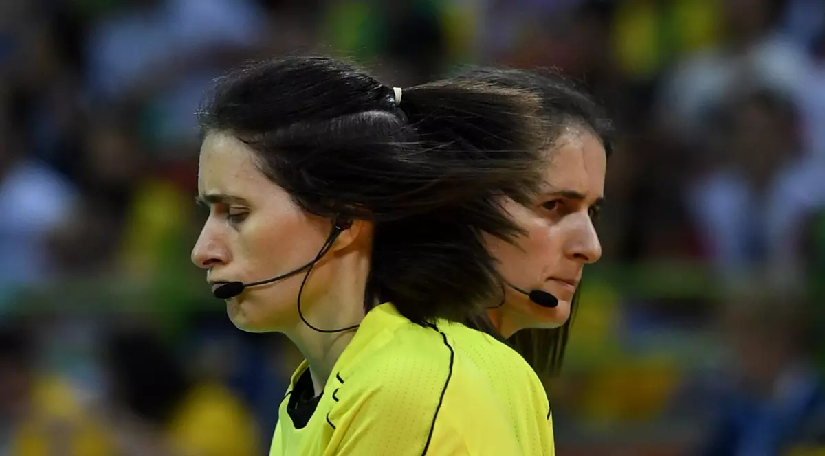 O brigadă feminină va arbitra în premieră la Campionatul Mondial de handbal masculin