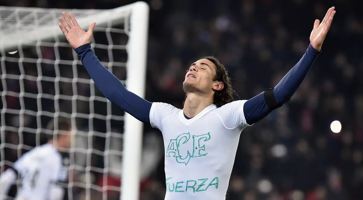 Edinson Cavani a marcat golul cu numărul 100 pentru PSG. Recordul clubului, deținut de Zlatan Ibrahimovici