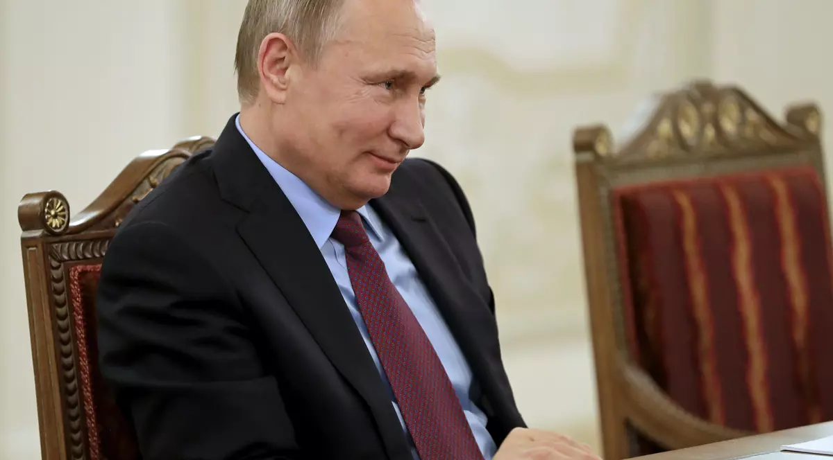 Vladimir Putin a răspuns ironic la acuzațiile că Rusia l-a spionat pe Trump