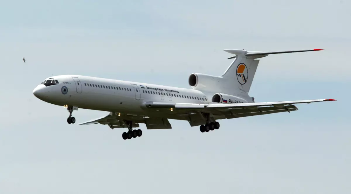 Rusia a consemnat la sol toate avioanele Tupolev-154, în urma tragediei aviatice din Marea Neagră