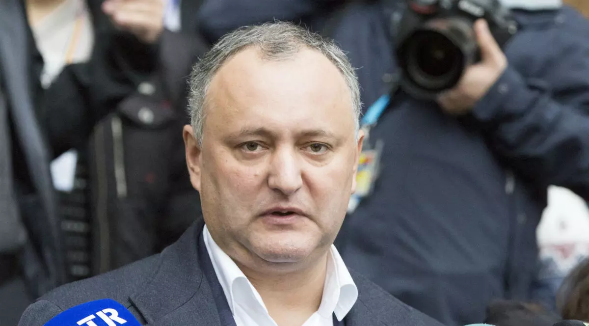 Întrebarea care l-a încurcat pe Dodon la referendumul din 19 noiembrie