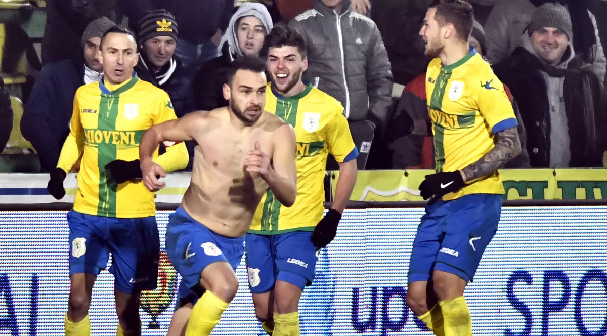 Liga 2, etapa a 33-a. Mioveni a învins Academica Clinceni, după ce a fost condusă la pauză 0-2