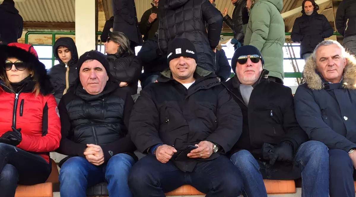 Gică Hagi și Ionel Ganea au fost în tribune la meciul dintre fii lor, Ianis, respectiv George