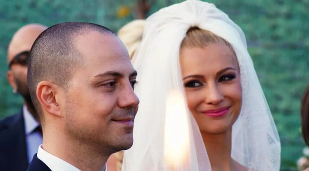 Dan Badea, alături de Lora, în ziua căsătoriei lor
