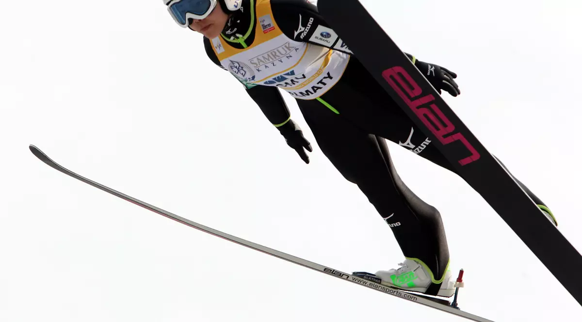 Etapele din Cupa Mondială feminină la sărituri cu schiurile de la Râșnov au fost anulate din cauza lipsei zăpezii. Acestea ar putea fi reprogramate în finalul sezonului