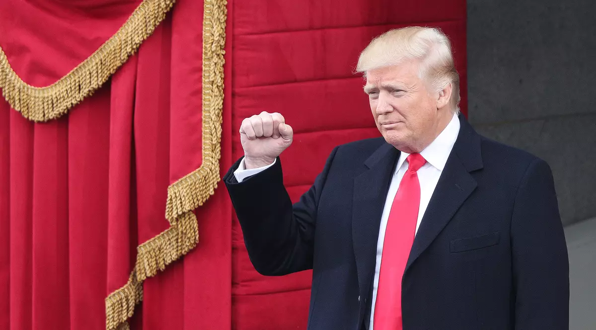 Un democrat vrea să oblige Casa Albă prin lege să angajeze un psihiatru pentru Donald Trump