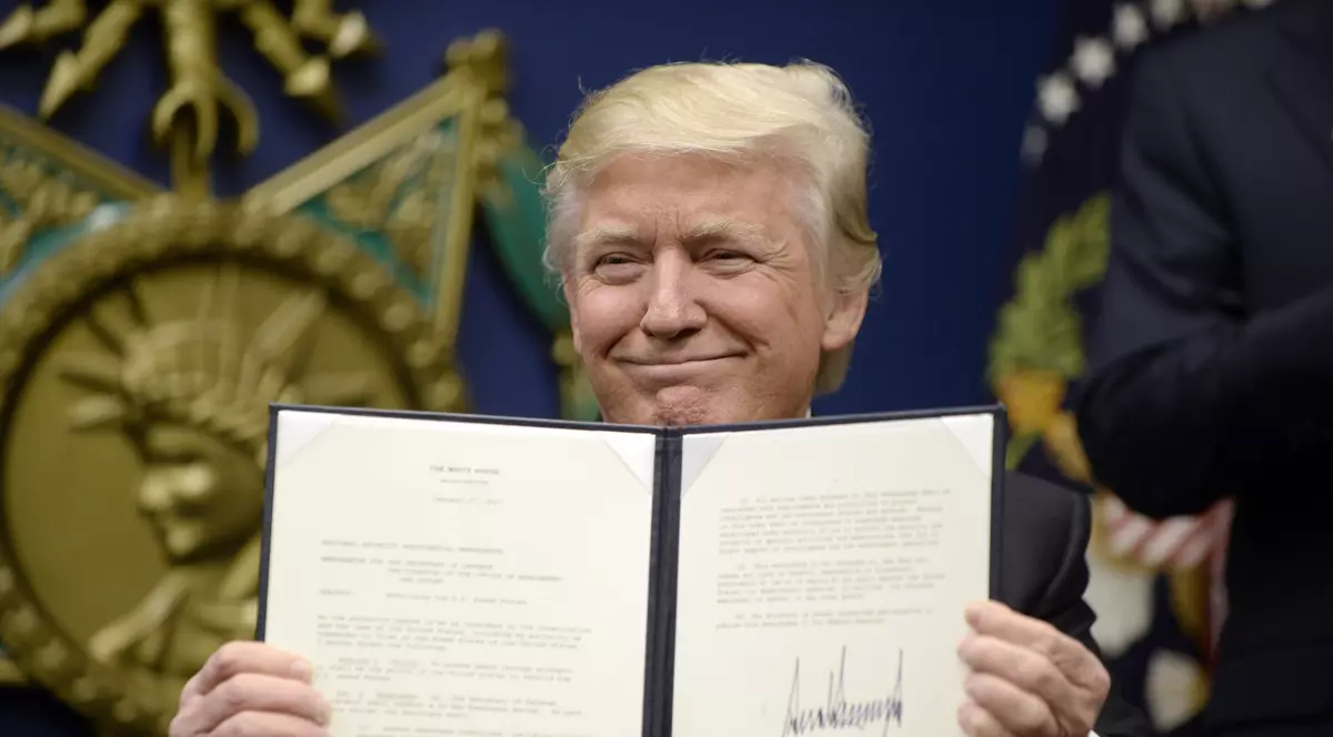 Donald Trump a cerut în 30 de zile un plan pentru înfrângerea ISIS: “Va avea mare succes”