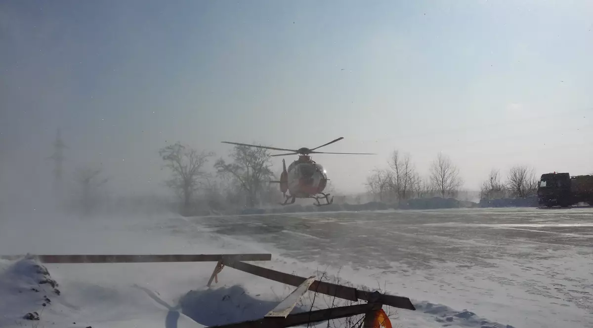 Intervenție cu elicopterul pentru salvarea unui bolnav din județul Tulcea dintr-o zonă izolată de viscol