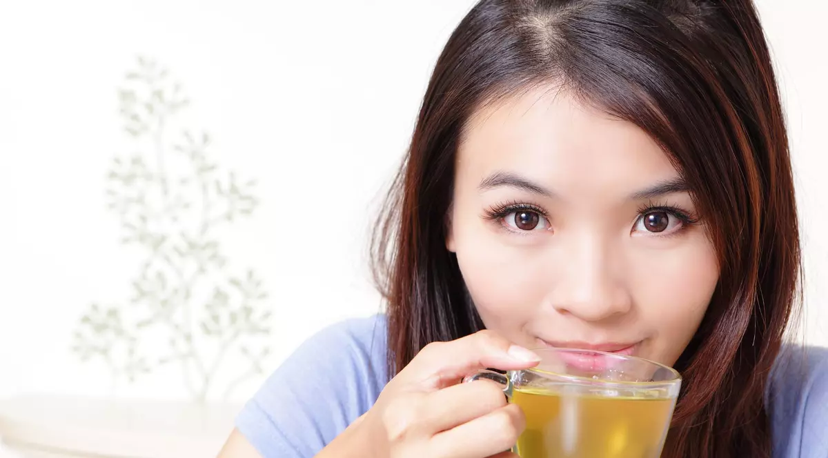 Consumul de ceai fierbine poate crește riscul apariției cancerului