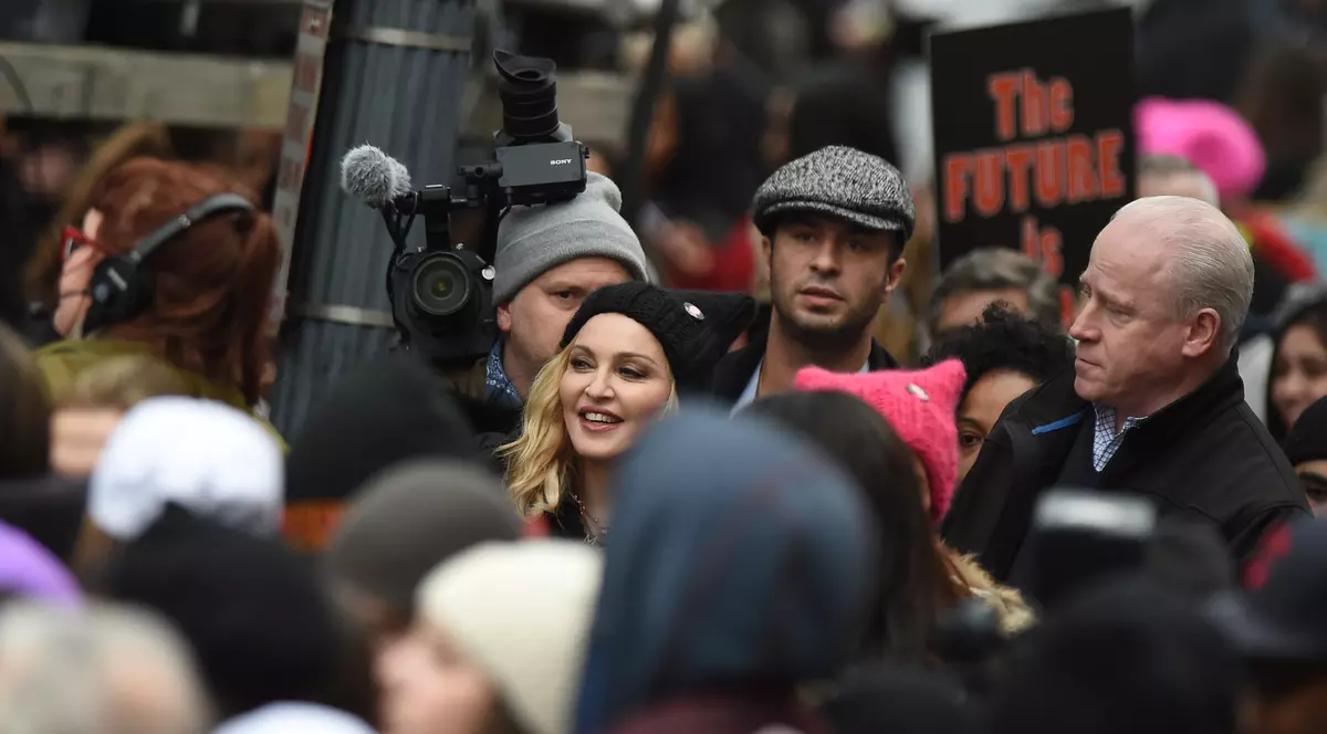 Madonna este anchetată după discursul de la marșul anti-Trump