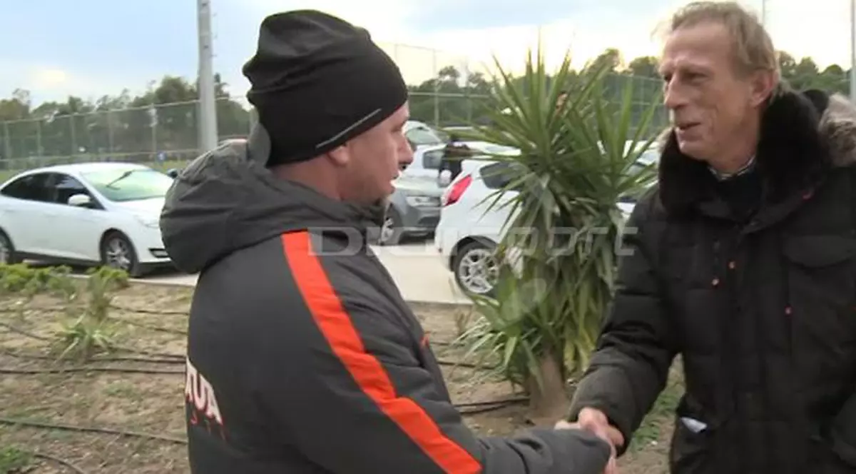 Reghecampf și Daum și-au dat mâna