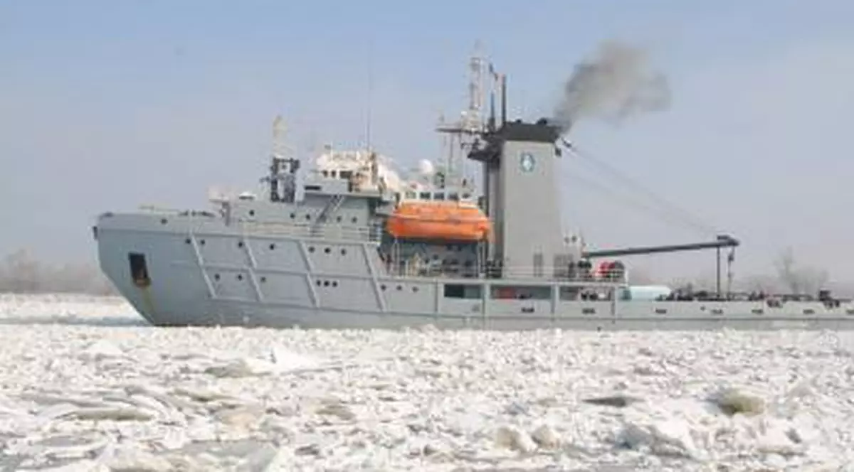 Remorcherul Grozavul a plecat să salveze populația din Delta Dunării